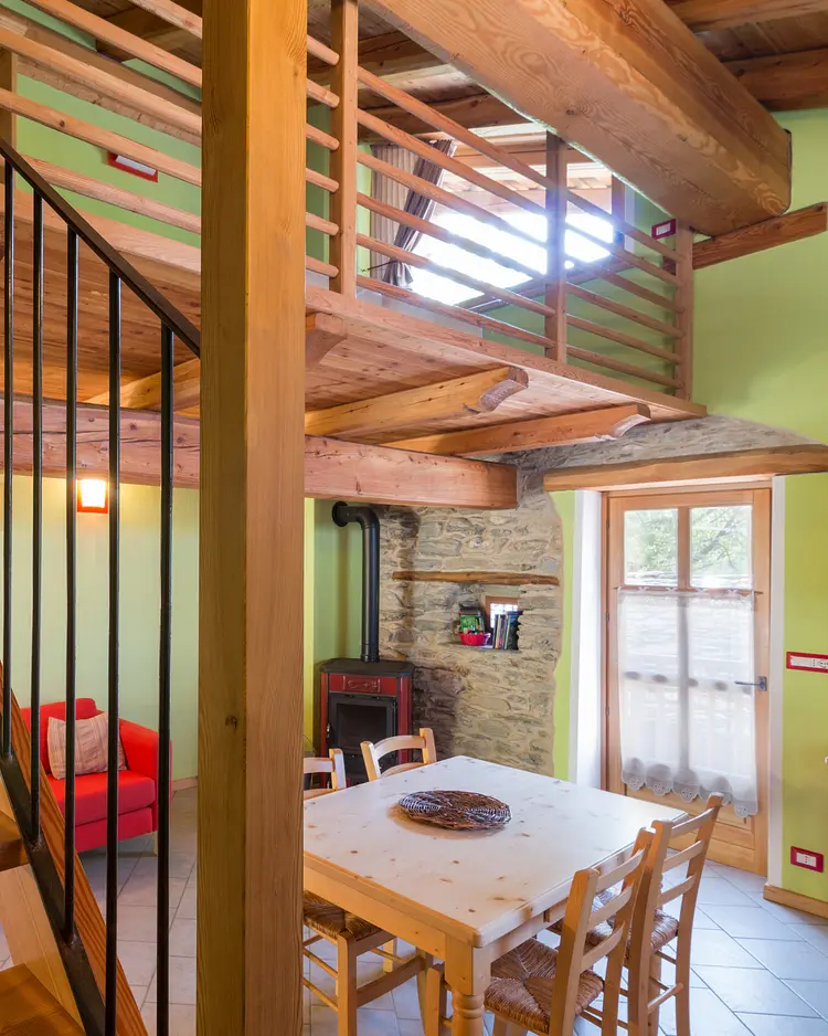 Sagna Rotonda - Marmora, Italien | Good Travel