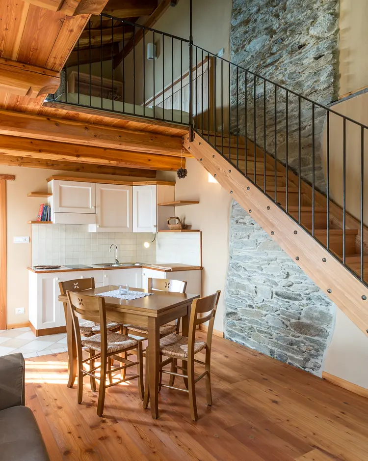 Sagna Rotonda - Marmora, Italien | Good Travel