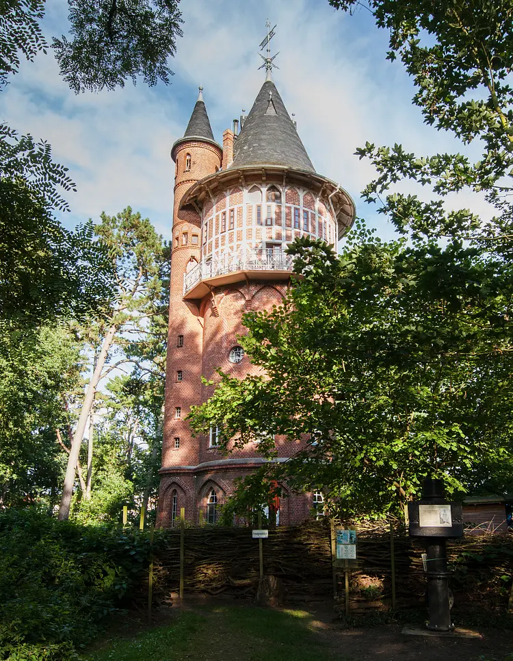Wasserturm Waren - Waren (Müritz), Deutschland | Good Travel