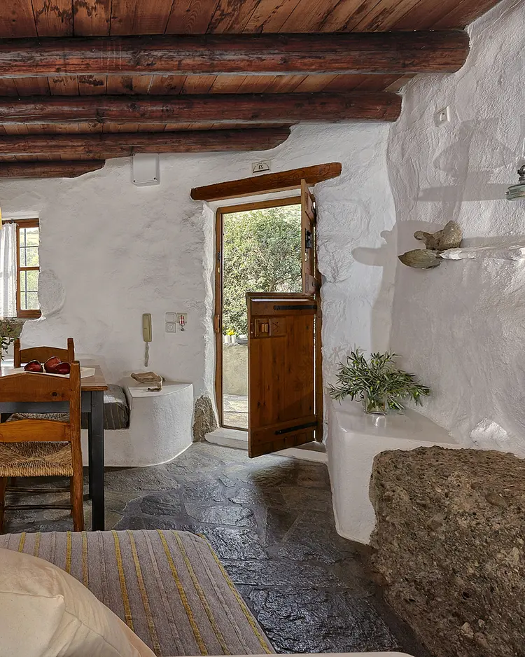 White River Cottages - Makrigialos, Greece | Good Travel