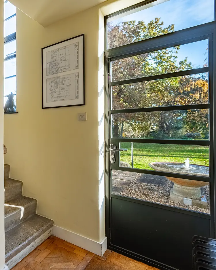 The Control Tower - Walsingham, Großbritannien | Good Travel
