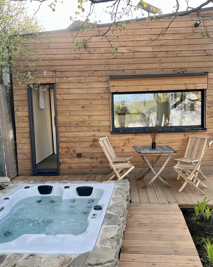 Tinyhouse Minimalus III - Dessighofen, Germany | Good Travel