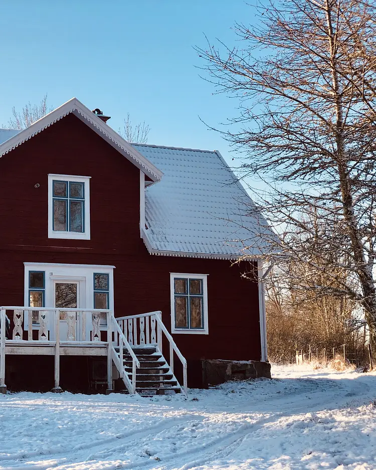 Traditionell schwedisches Holzhaus - Fagerhult, Sweden | Good Travel