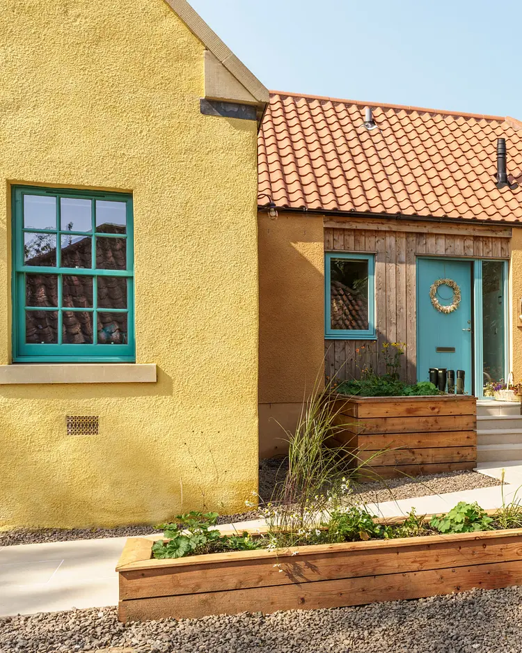 Brucefield Estate - Forestmill, Great Britain | Good Travel