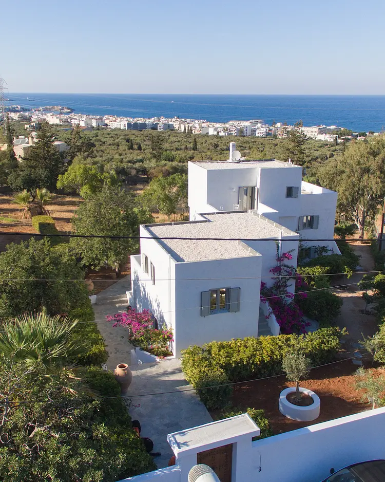 Villa Zoé - Koutouloufari, Greece | Good Travel