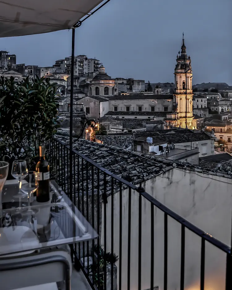 Casa Kimiyà - Modica, Italien | Good Travel