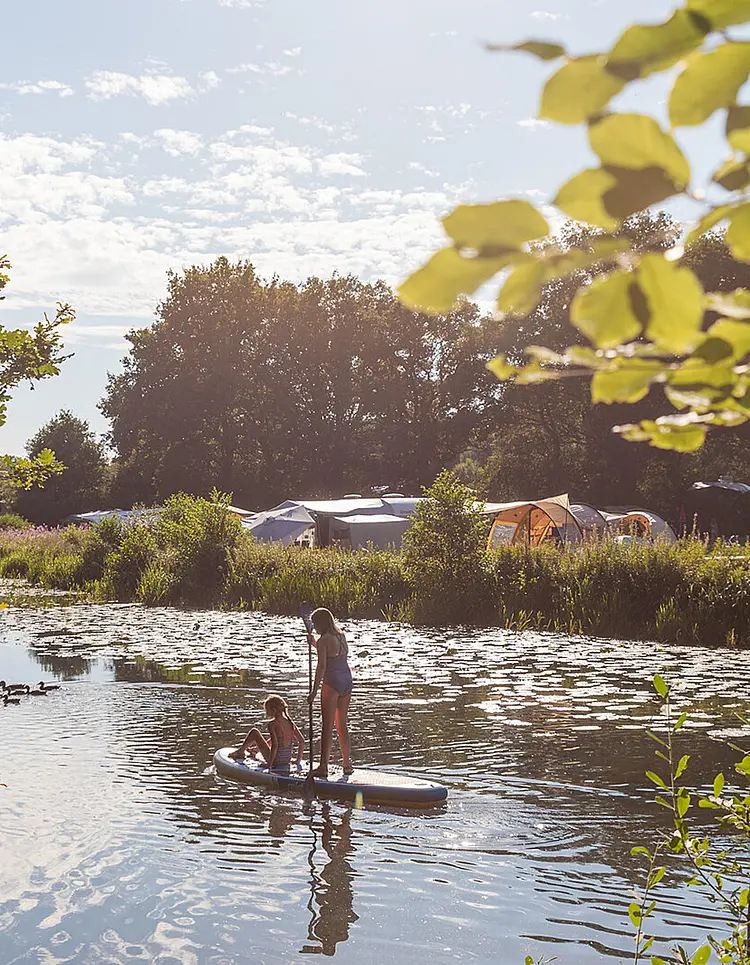 HUTTOPIA De Roos - PJ Beerze, Niederlande | Good Travel