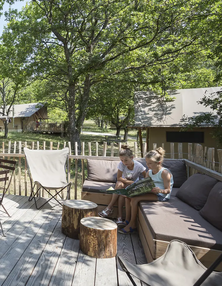 HUTTOPIA Village Dieulefit - Dieulefit, Frankreich | Good Travel