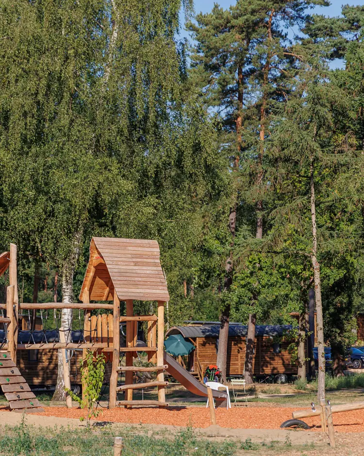 HUTTOPIA De Meinweg - Herkenbosch, Niederlande | Good Travel