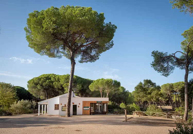 HUTTOPIA Parque de Doñana - Hinojos, Spanien | Good Travel