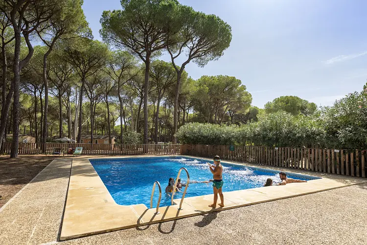 HUTTOPIA Parque de Doñana - Hinojos, Spanien | Good Travel