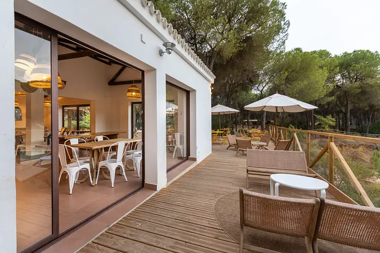 HUTTOPIA Parque de Doñana - Hinojos, Spanien | Good Travel