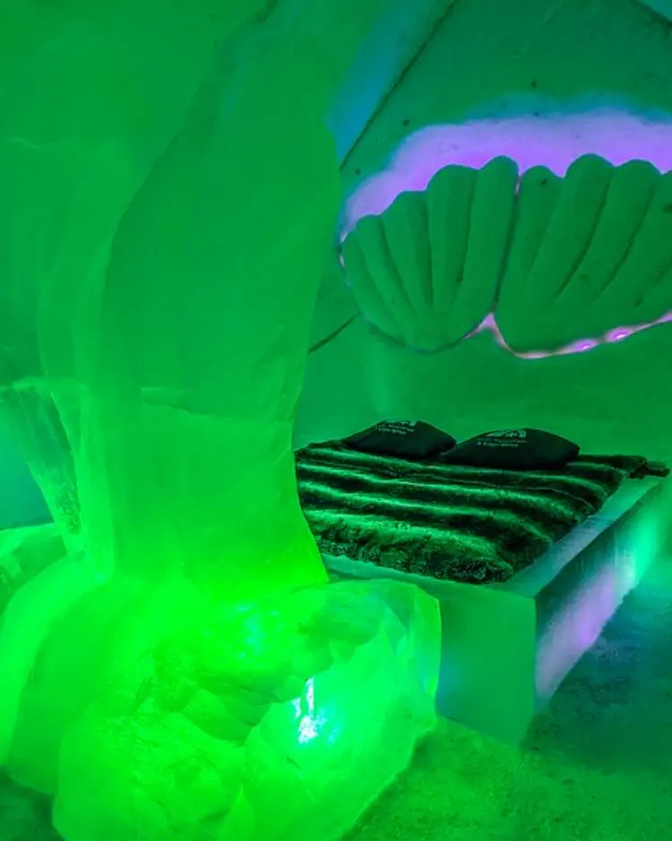 Arctic SnowHotel & Glass Igloos - Rovaniemi, Finnland | Good Travel
