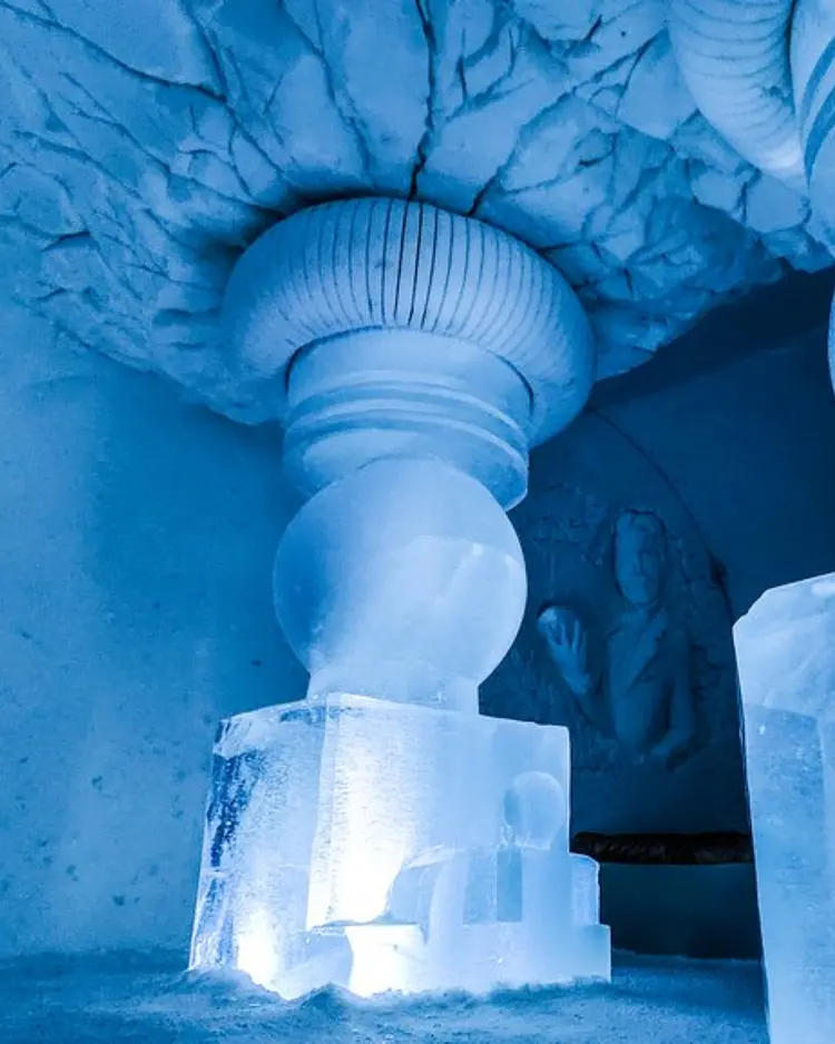 Arctic SnowHotel & Glass Igloos - Rovaniemi, Finnland | Good Travel