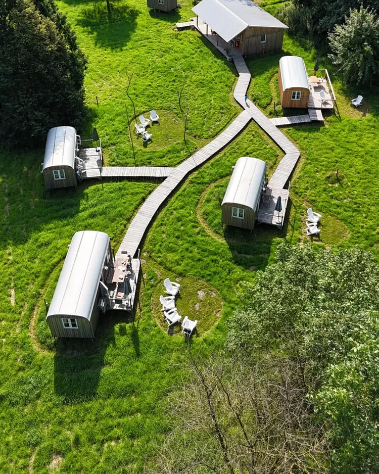 Auszeit Bauwagencamp - Wiedenbrügge, Deutschland | Good Travel