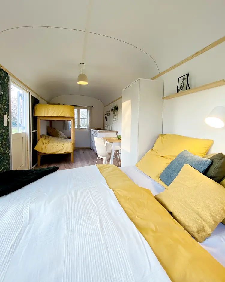 Auszeit Bauwagencamp - Wiedenbrügge, Deutschland | Good Travel