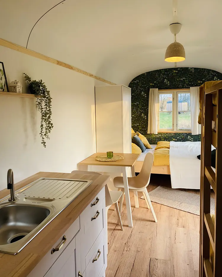 Auszeit Bauwagencamp - Wiedenbrügge, Deutschland | Good Travel