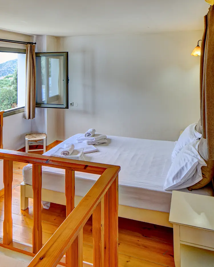 Mourtzanakis Residence - Achlada, Greece | Good Travel